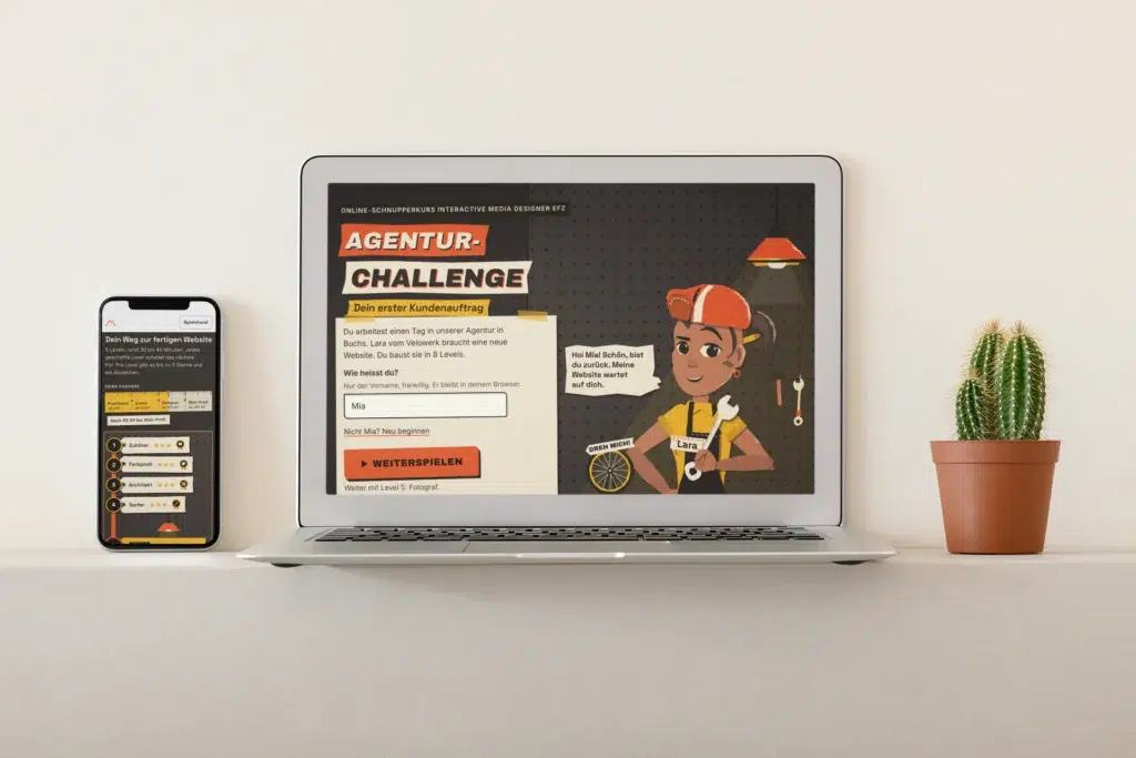 Die Schnupper-Challenge auf einem MacBook Air und einem iPhone: Startbildschirm der Agentur-Challenge und Levelkarte